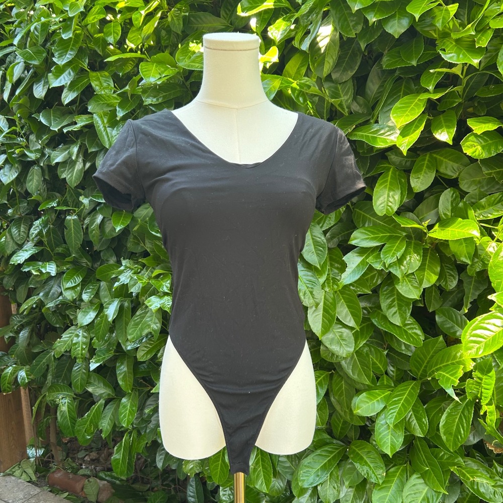Steve Madden Bodysuit Womens Black V-Neck Short‎ Sleeve